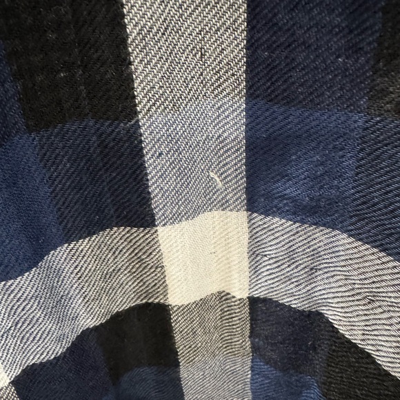 Rails Flannel Blue Black & White Plaid Long Sleeve Button Down Shirt - Picture 6 of 6